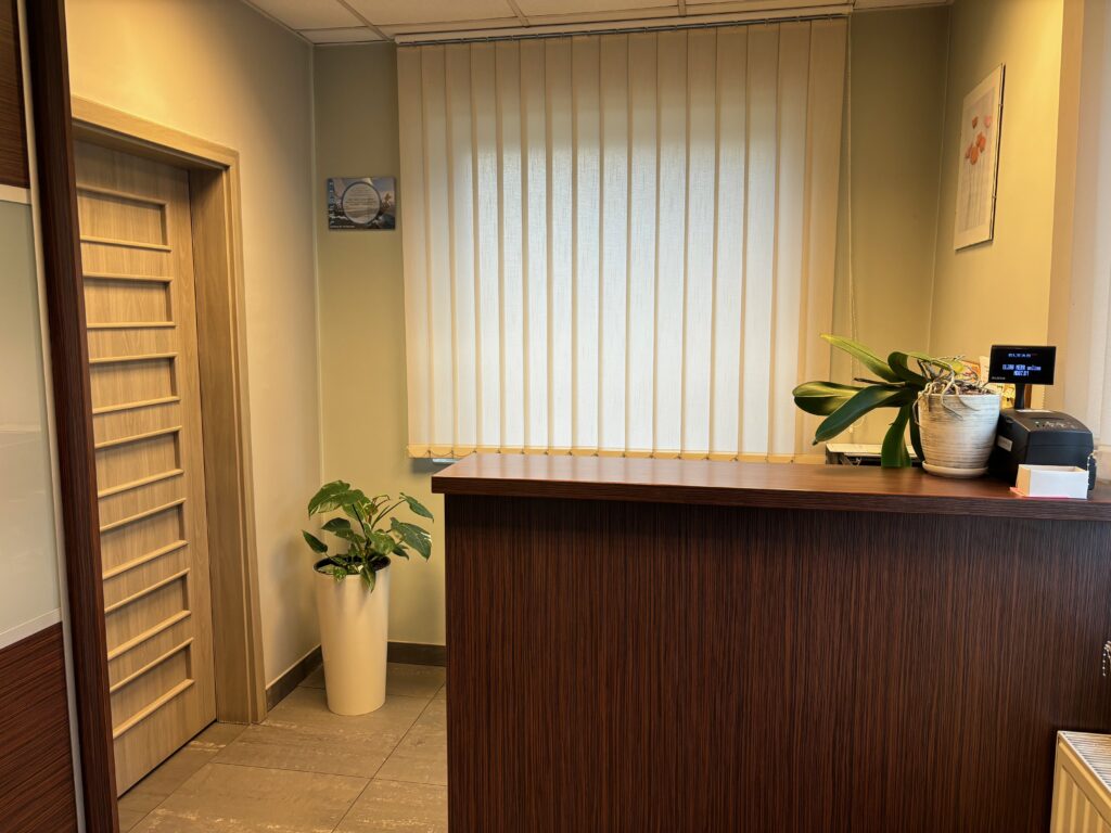 REST - Wnętrze firmy